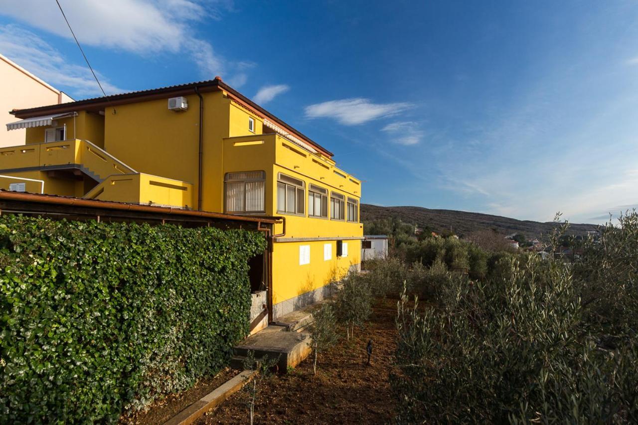 The Manzoni Family 5 Otel Punat Dış mekan fotoğraf